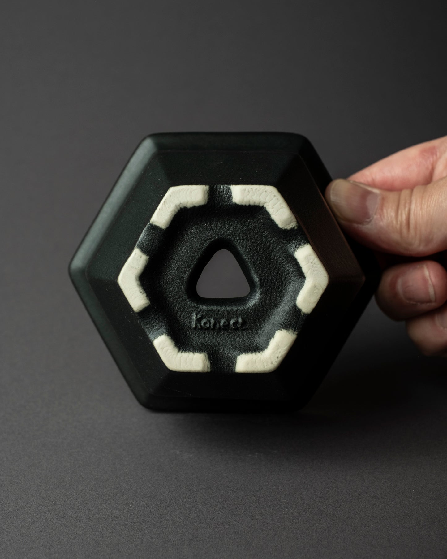 konect nos pot M Black