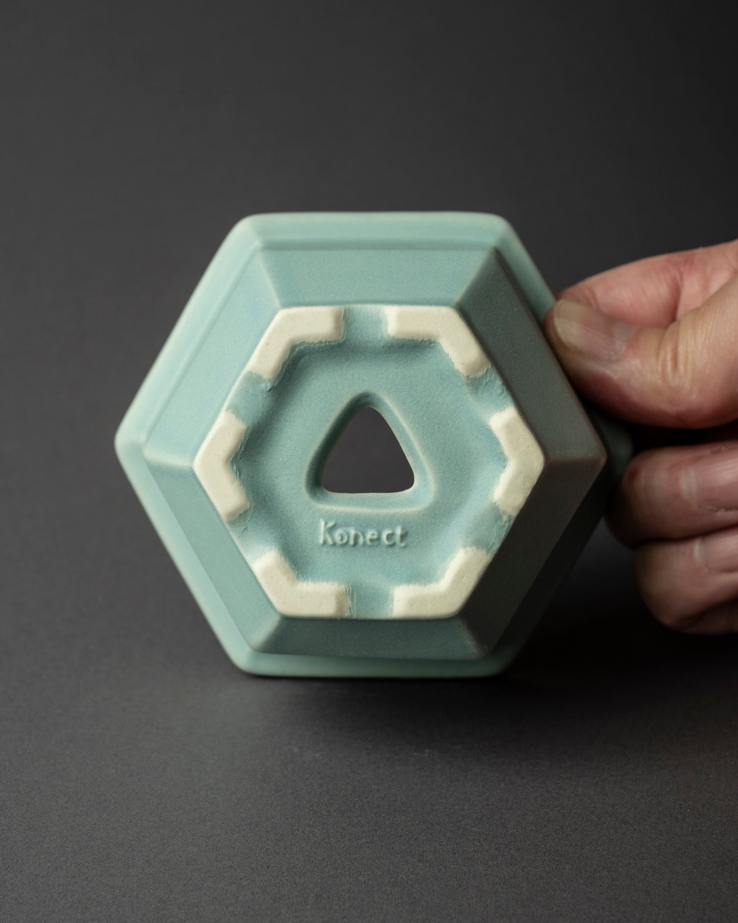 konect nos pot M Ice