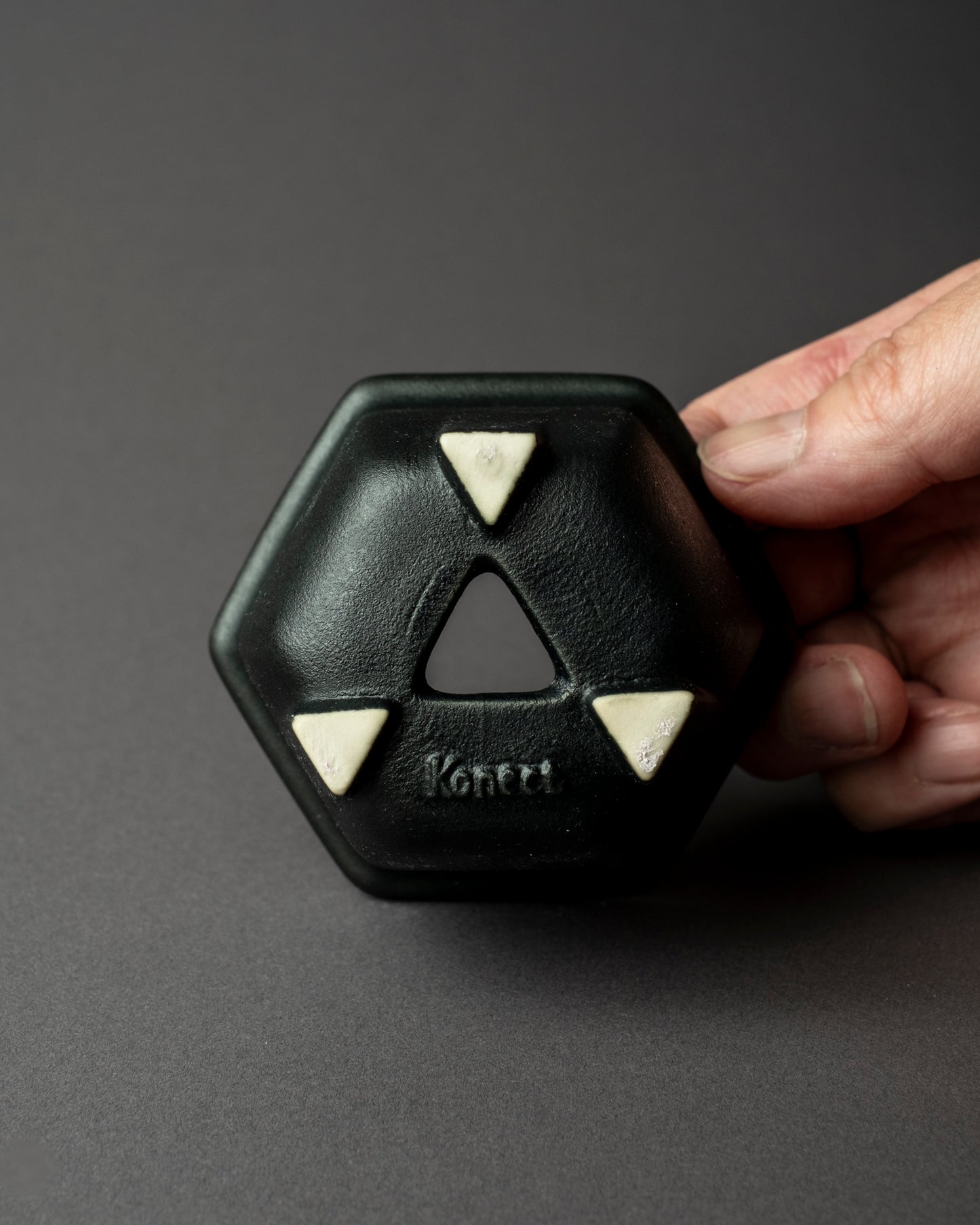 konect nos pot S Black